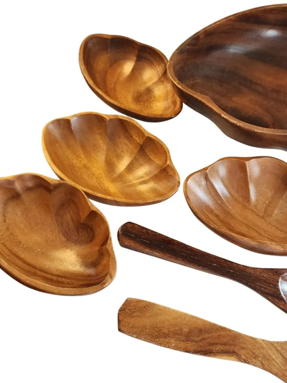 VTG Alii Monkey Pod Woods Honolulu 8 Small Salad Bowl Hawaii scallop shaped